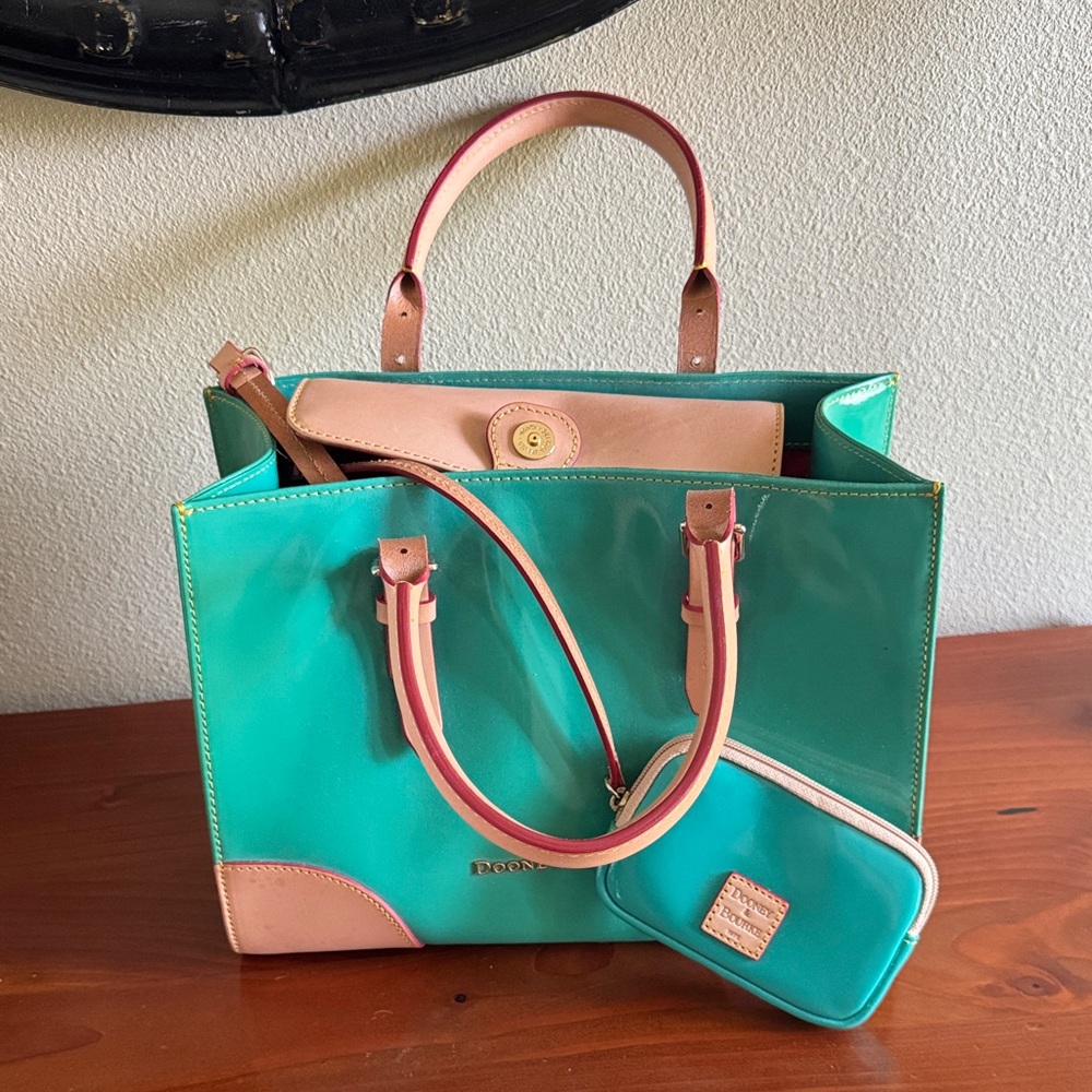 Dooney & Bourke Aqua and Beige Tote - Picture 2 of 8